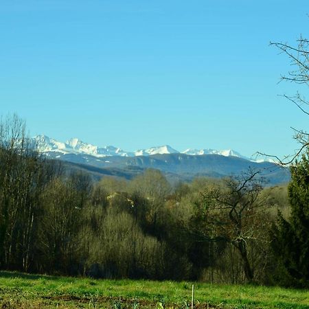 La Pensee Sauvage, Accueil, Partage Et Ressourcement A La Ferme Rimont Exterior photo
