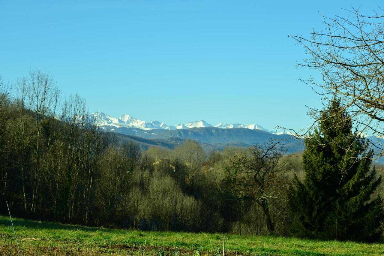 La Pensee Sauvage, Accueil, Partage Et Ressourcement A La Ferme Rimont Exterior photo