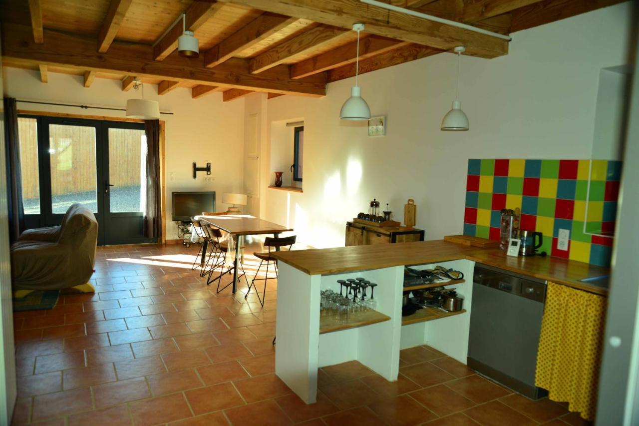 La Pensee Sauvage, Accueil, Partage Et Ressourcement A La Ferme Rimont Exterior photo